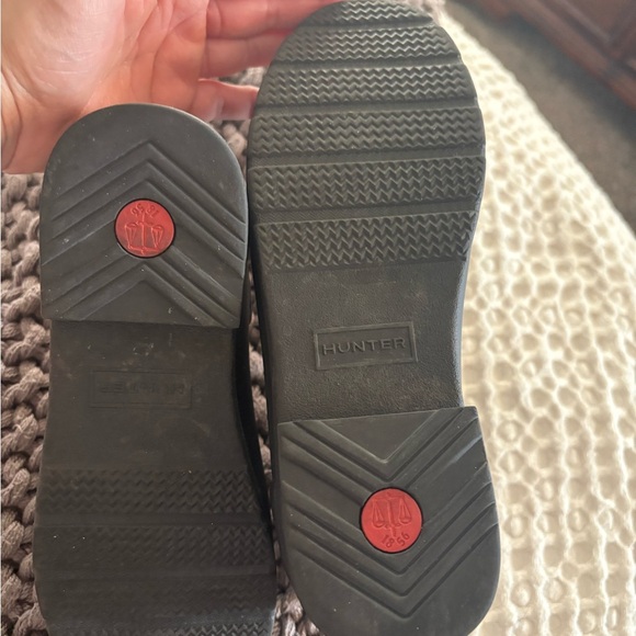 Hunter Women's Refined Black Ankle Boots - Picture 5 of 8